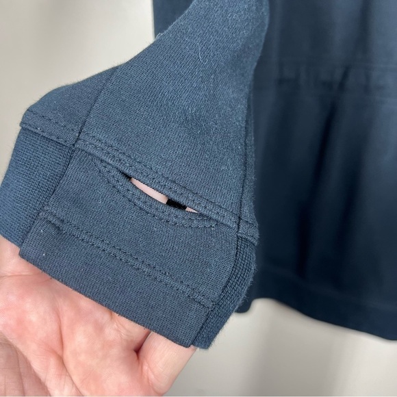 Nike Women’s Tech Fleece Cape Hooded Zip Up Black Jacket Sweatshirt Size Medium - Picture 16 of 16